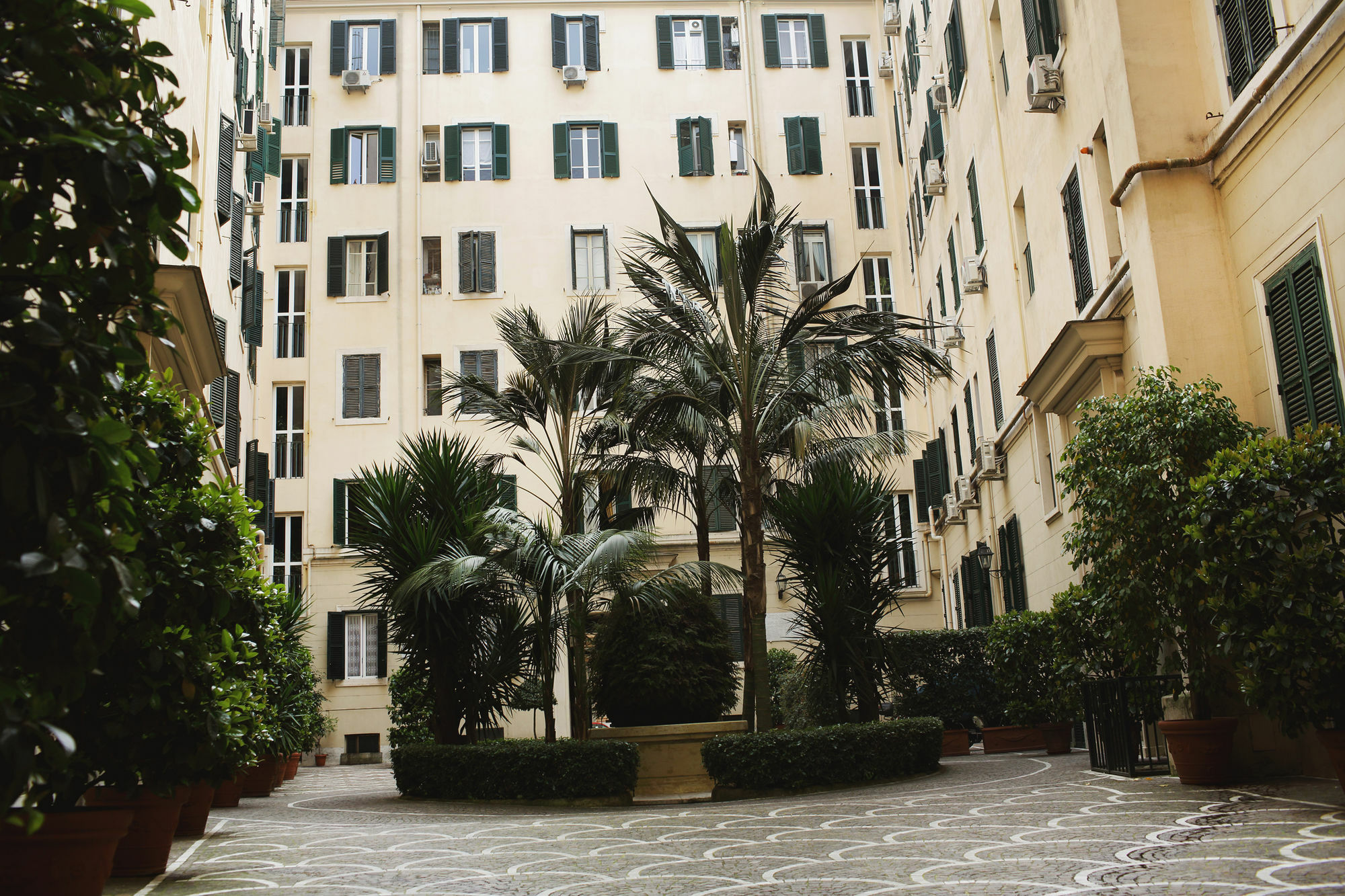The One Vaticano Rooms โรม ภายนอก รูปภาพ