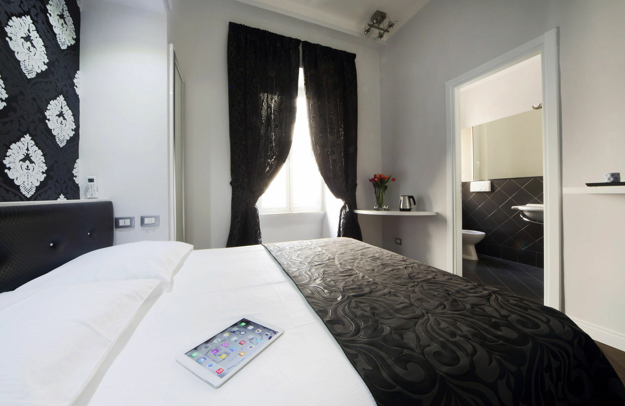 The One Vaticano Rooms โรม ภายนอก รูปภาพ